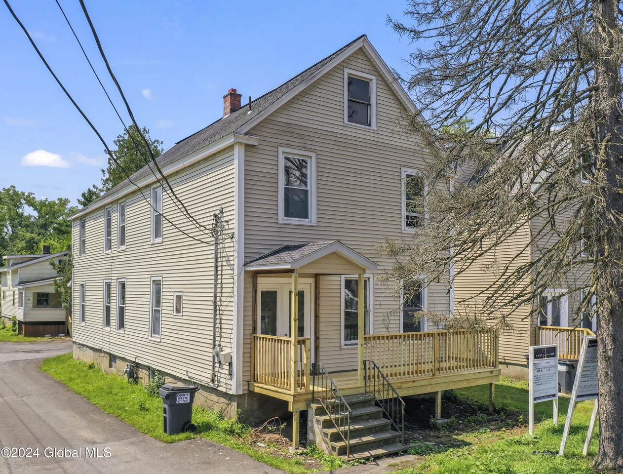 60 Main Avenue - Photo 1