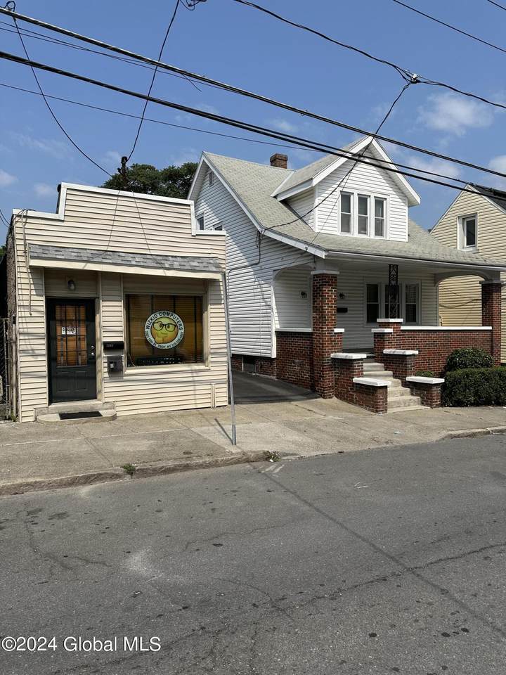 2303-2305 15th Street - Photo 1