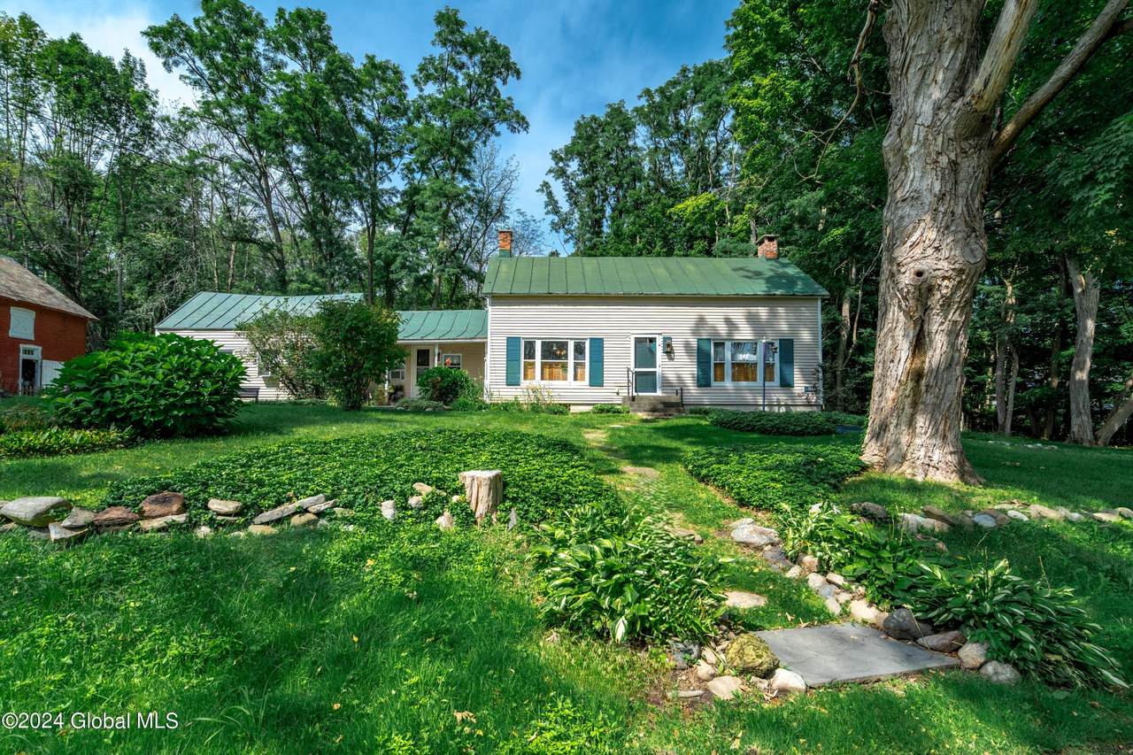 65 Kaydeross Avenue - Photo 1