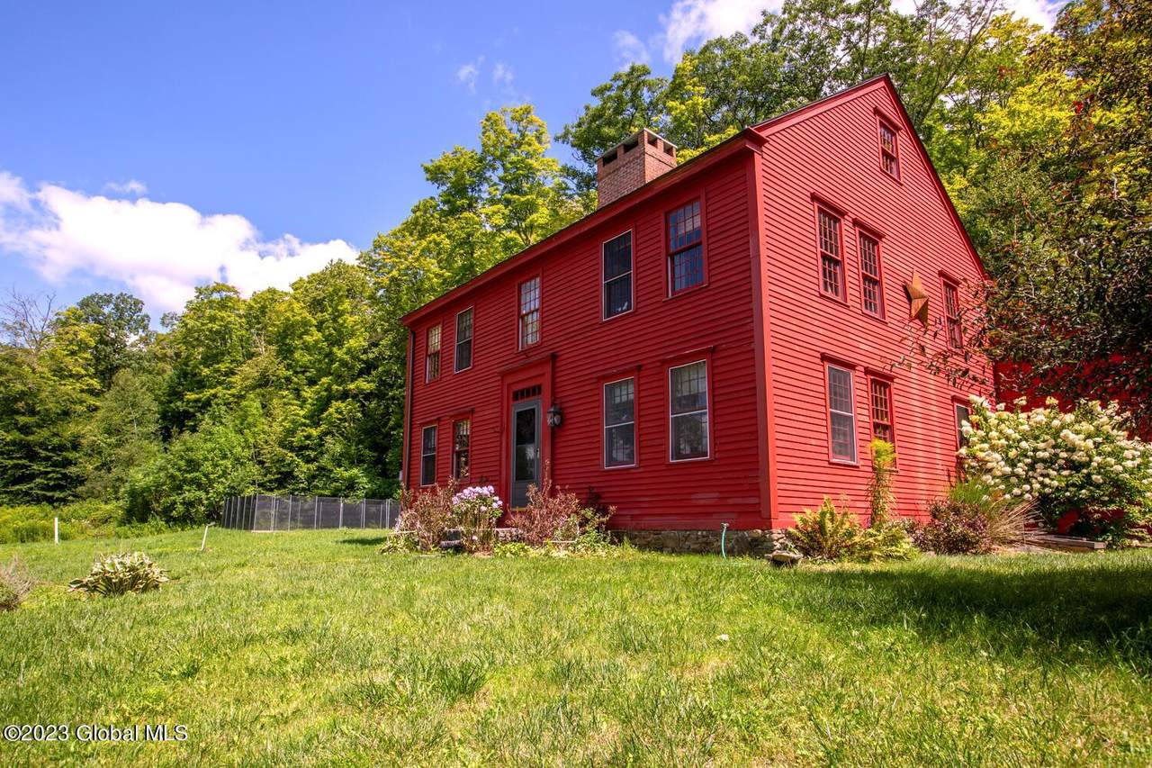 338 Springfield Hill Road - Photo 1