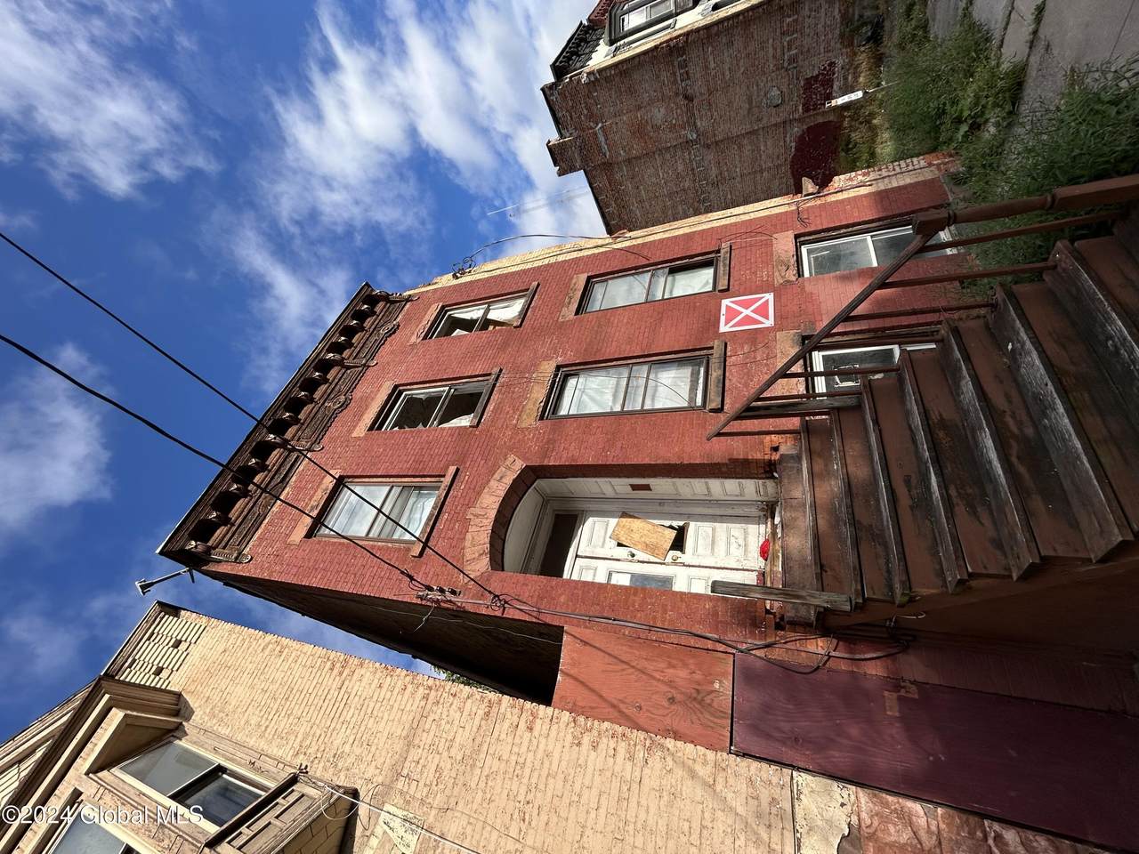 151 Lark Street - Photo 1