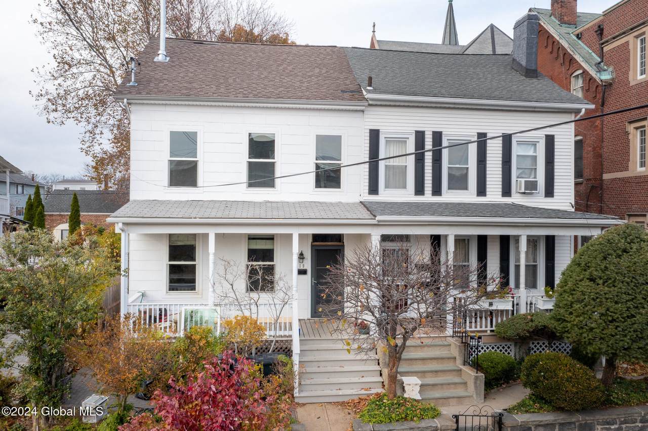 119 Depeyster Street - Photo 1