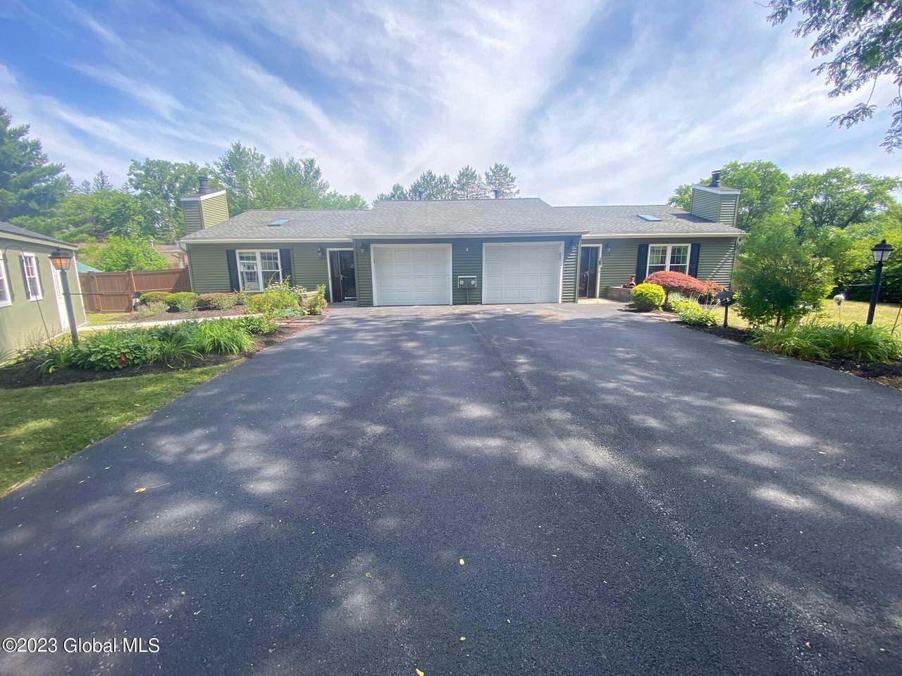 111 Stone Ridge Court - Photo 1