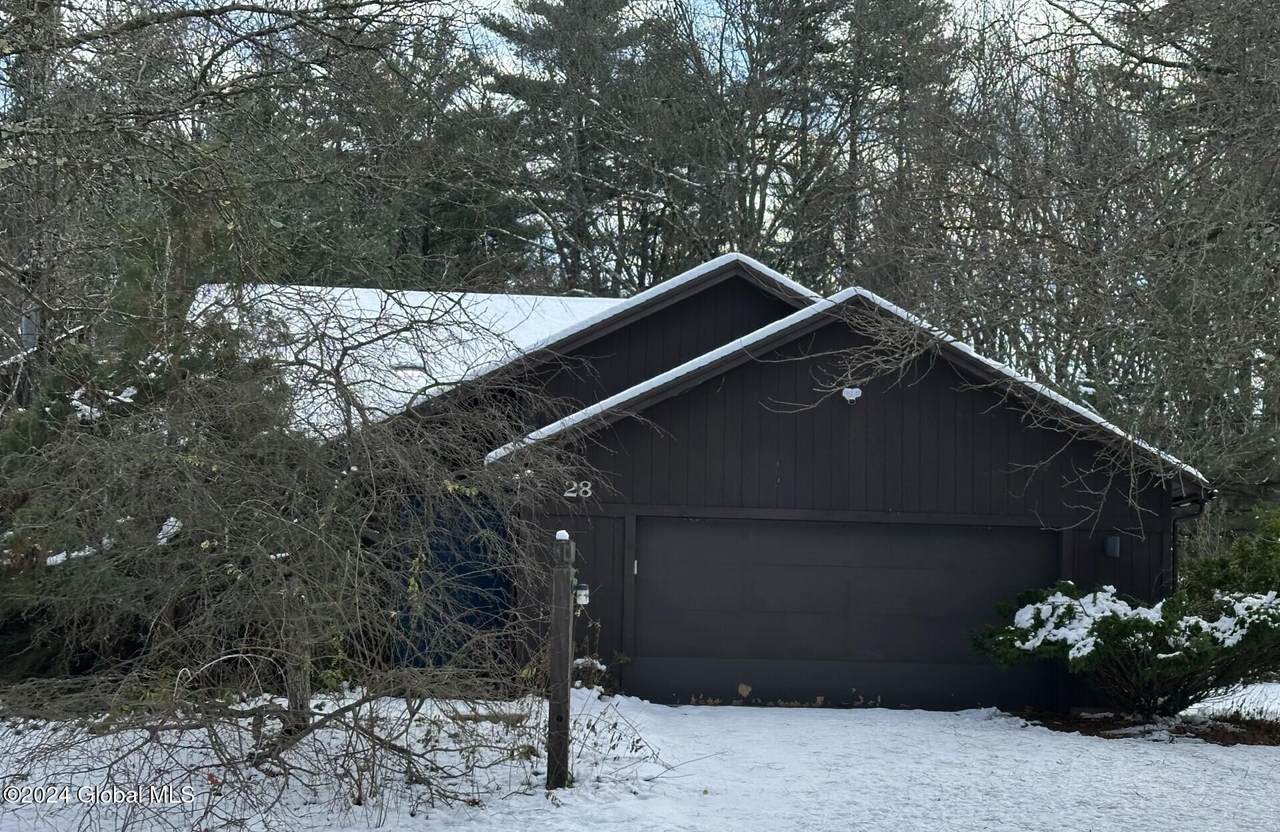 28 Meadow Rue Place - Photo 1