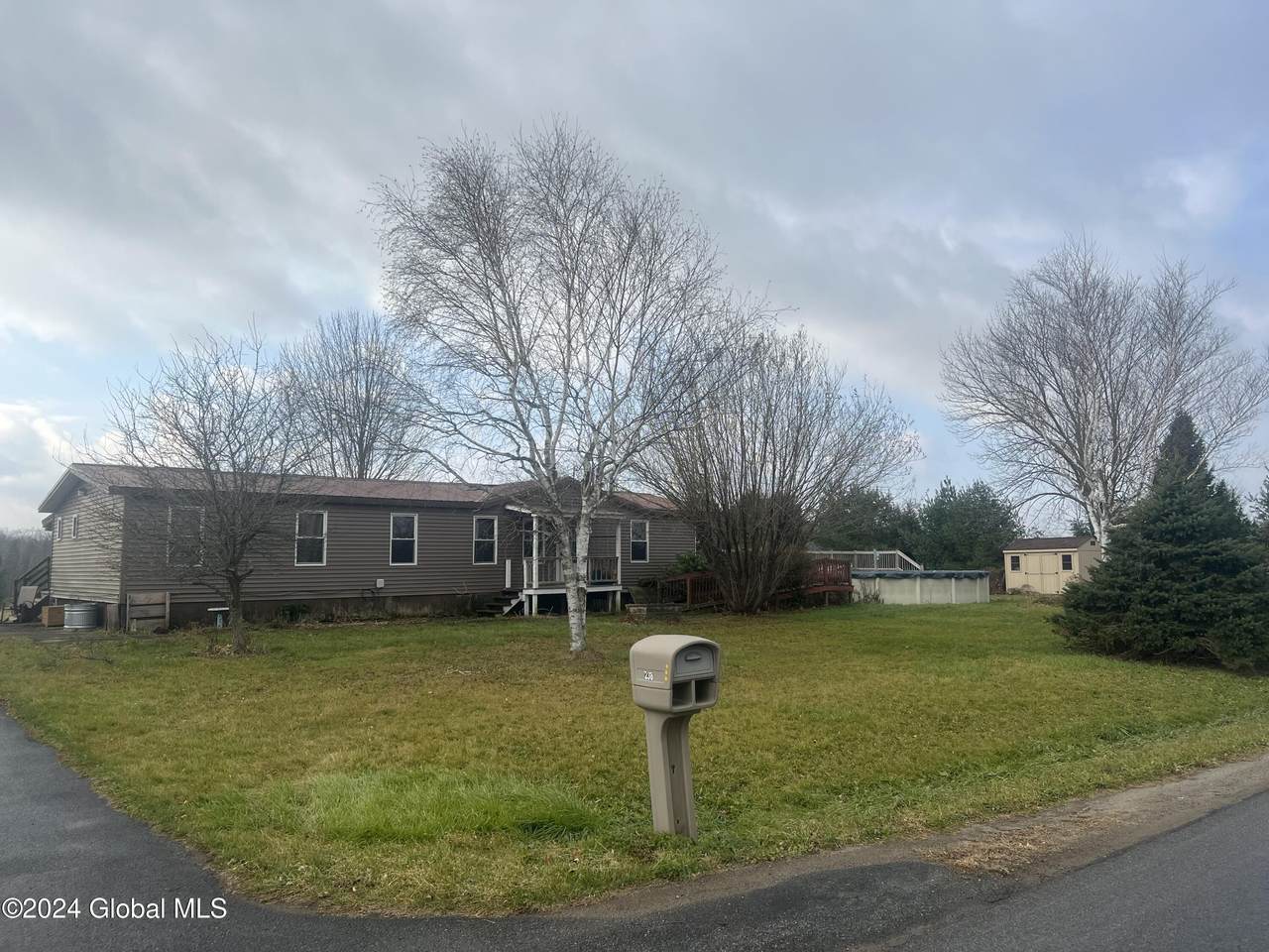 238 Mc Ewan Road - Photo 1