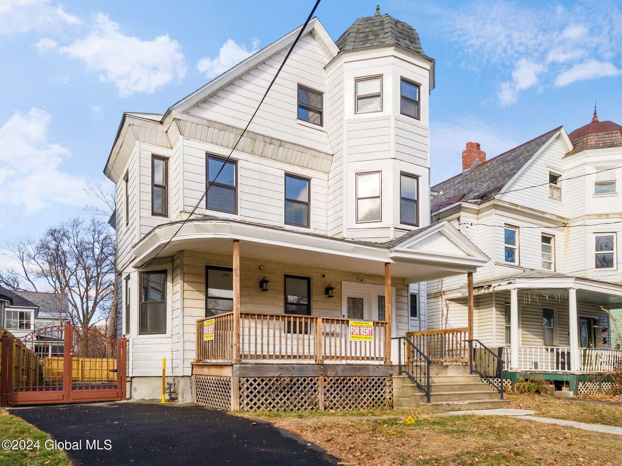 84 Allen Street - Photo 1