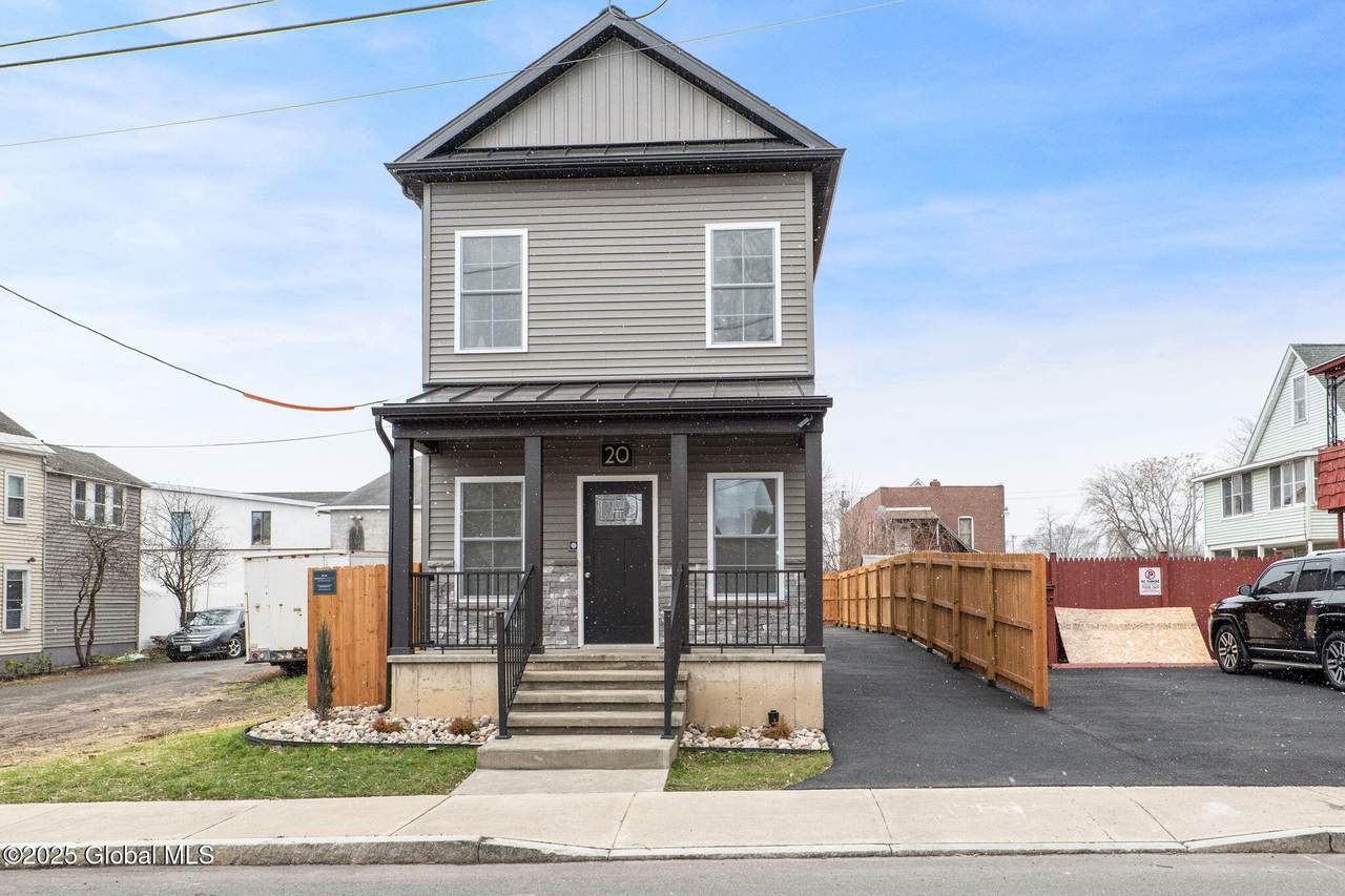 20 Monroe Street - Photo 1