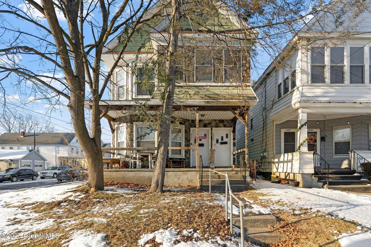 2329-2331 Broadway - Photo 1