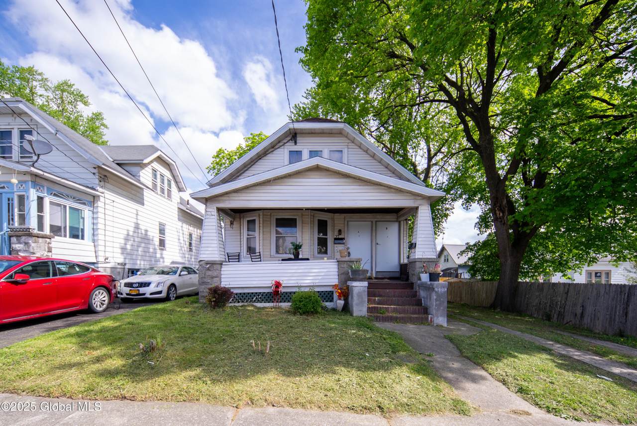 27 Bonheim Street - Photo 1