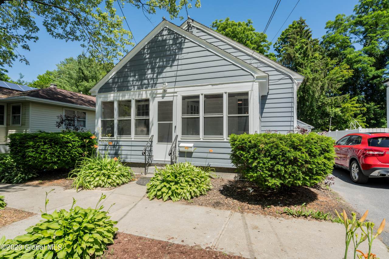 38 Madison Street - Photo 1