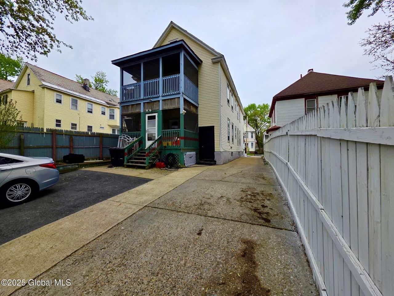 https://bt-photos.global.ssl.fastly.net/capital/1280_boomver_1_202517240-2.jpg