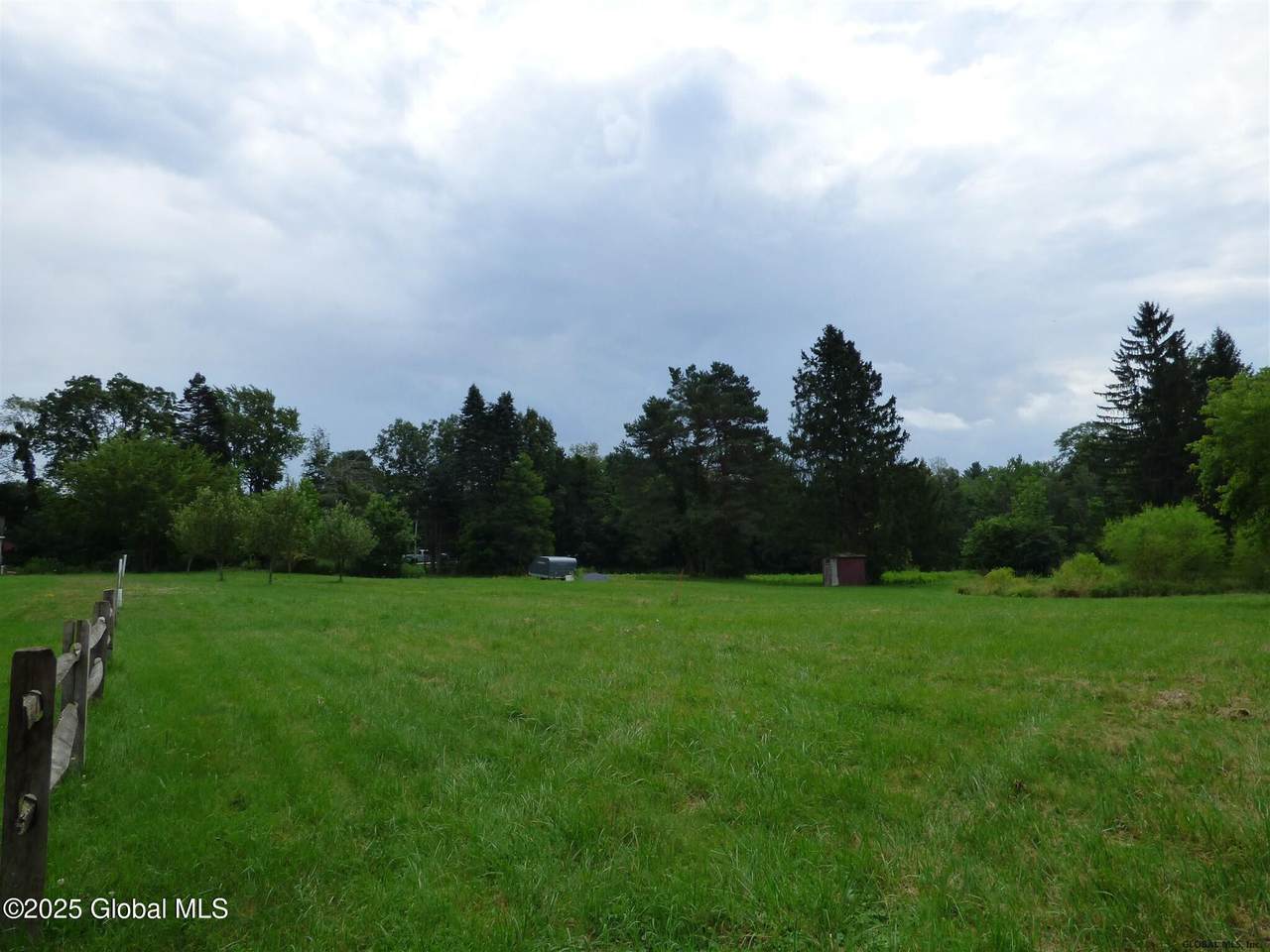 80 Ashdown Road - Photo 1