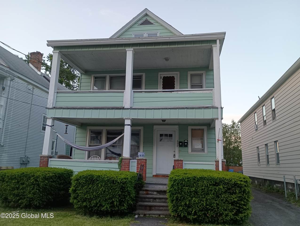 620 Providence Street - Photo 1