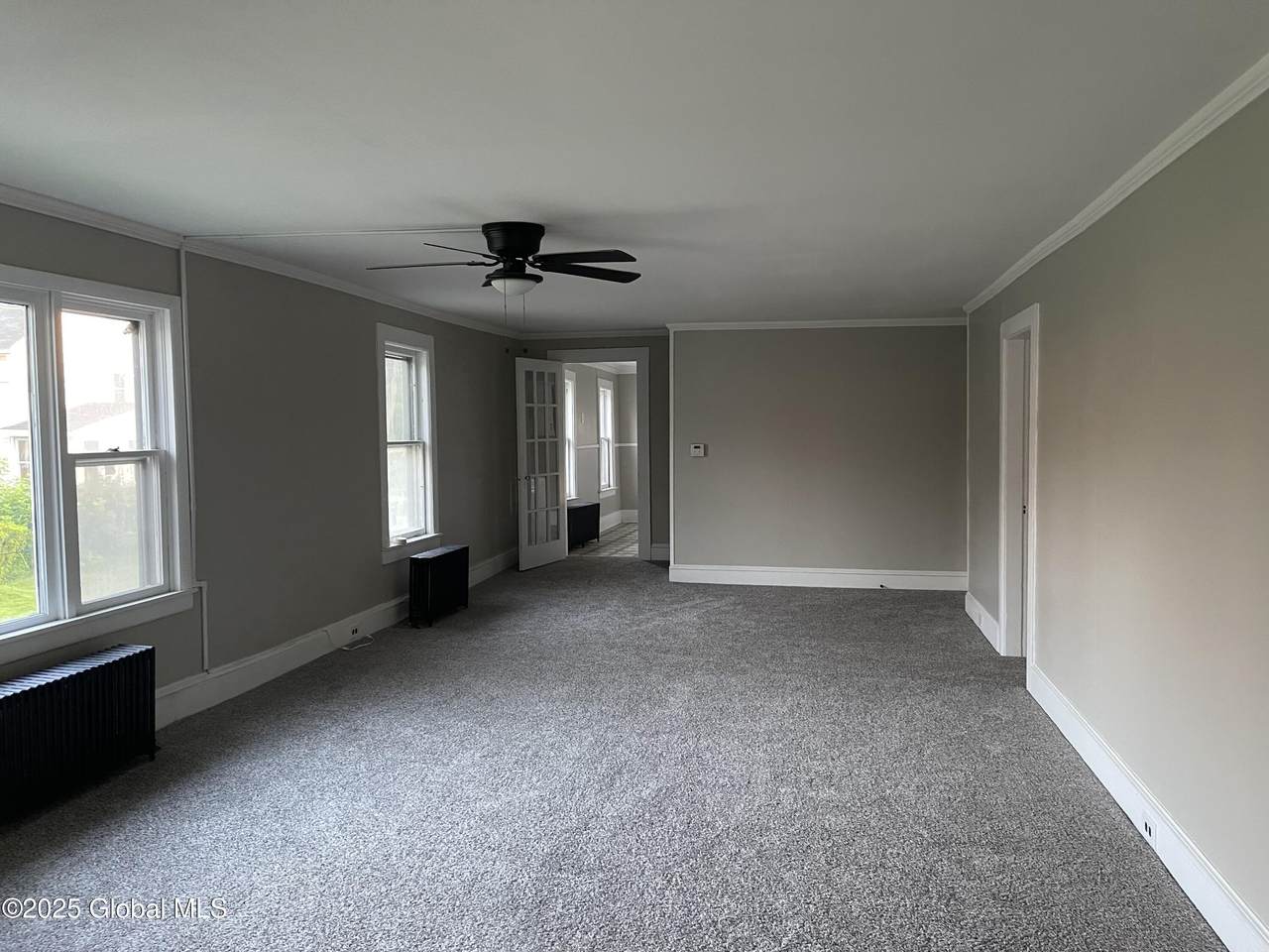 42 Mechanic Street - Photo 1