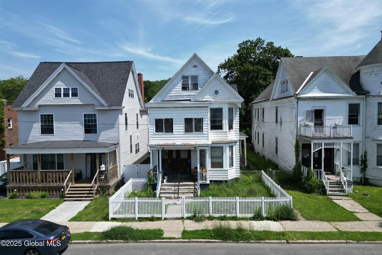 224 5th Avenue - Photo 1