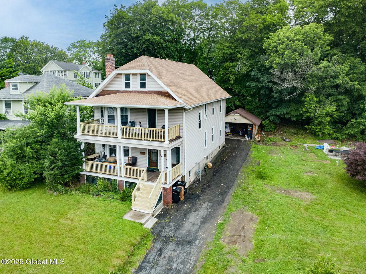 2303 Burdett Avenue - Photo 1
