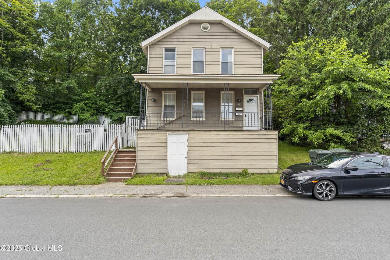 90 Central Avenue - Photo 1