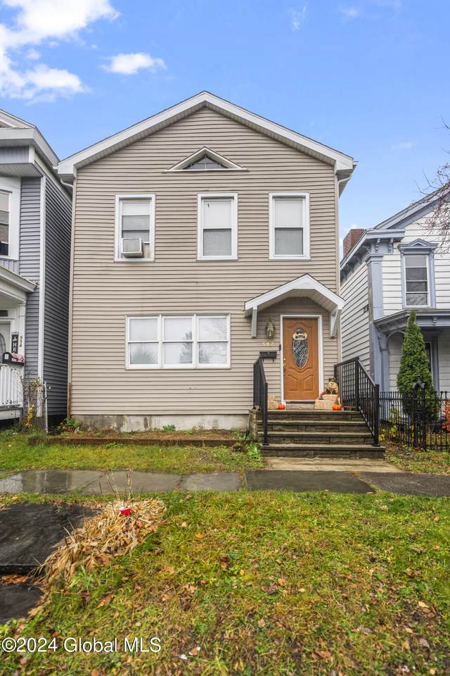592 5th Avenue - Photo 1