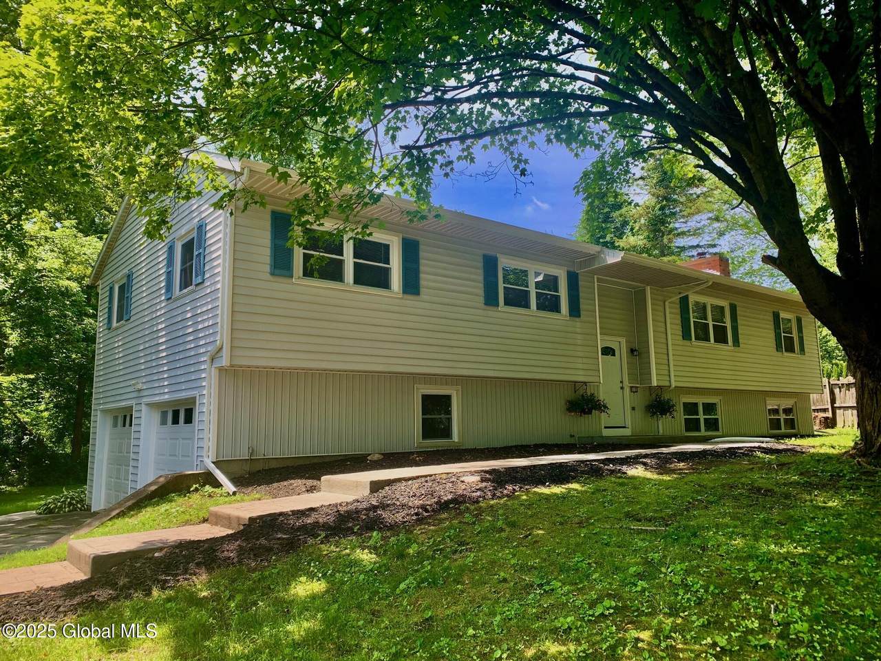 12 Heritage Lane - Photo 1