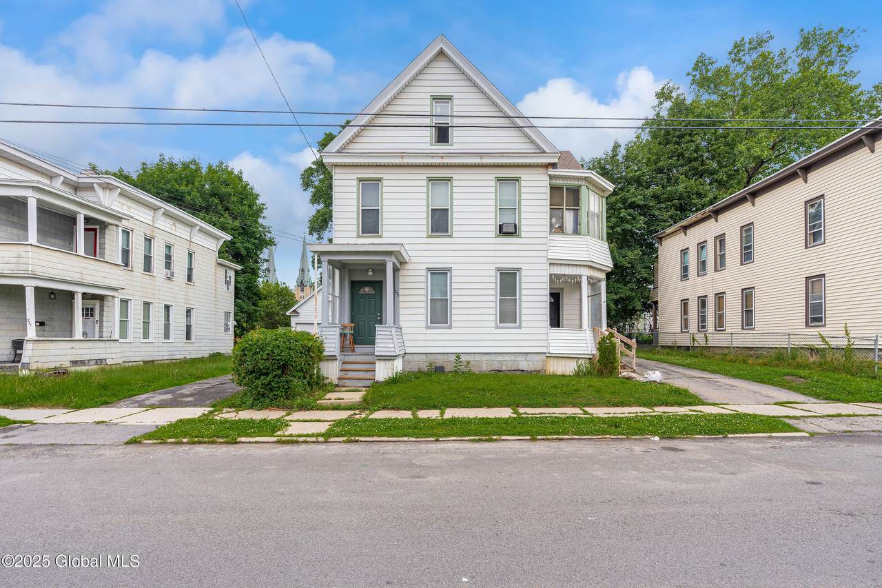 233-235 Grand Street - Photo 1