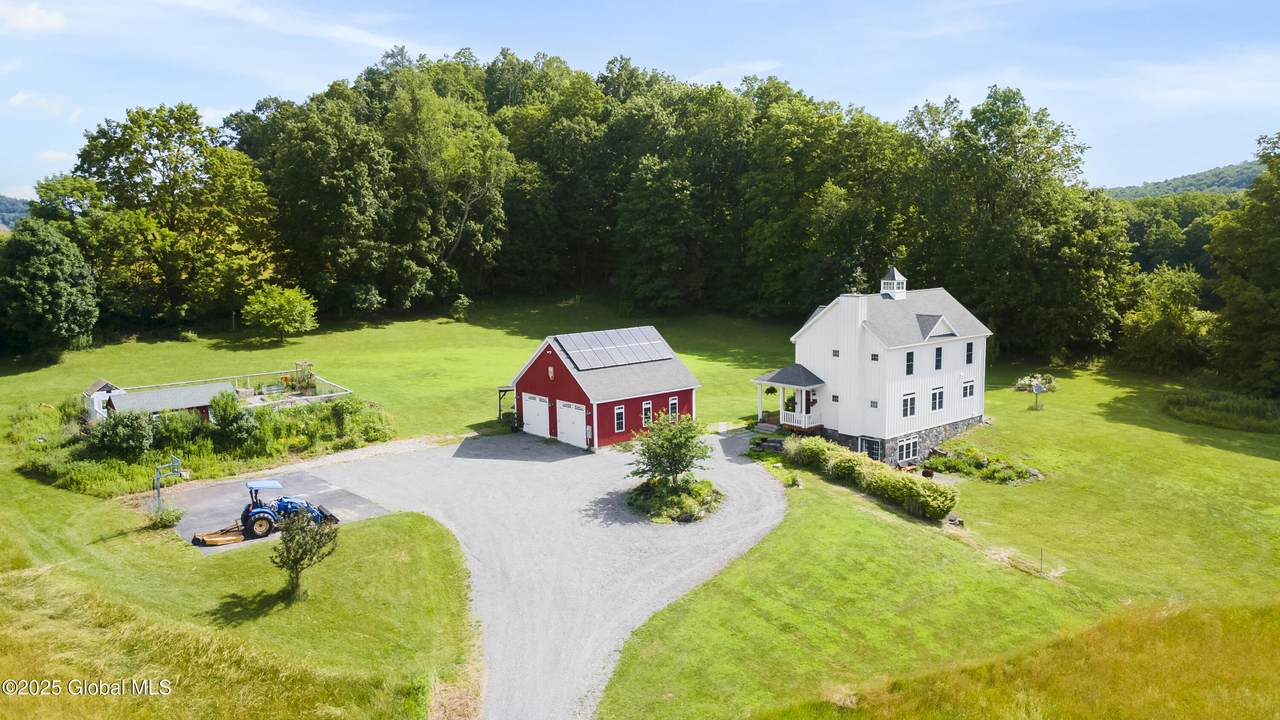 707 Edie Road - Photo 1