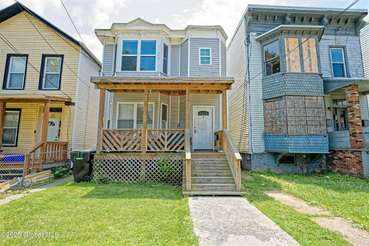 19 Park Avenue - Photo 1