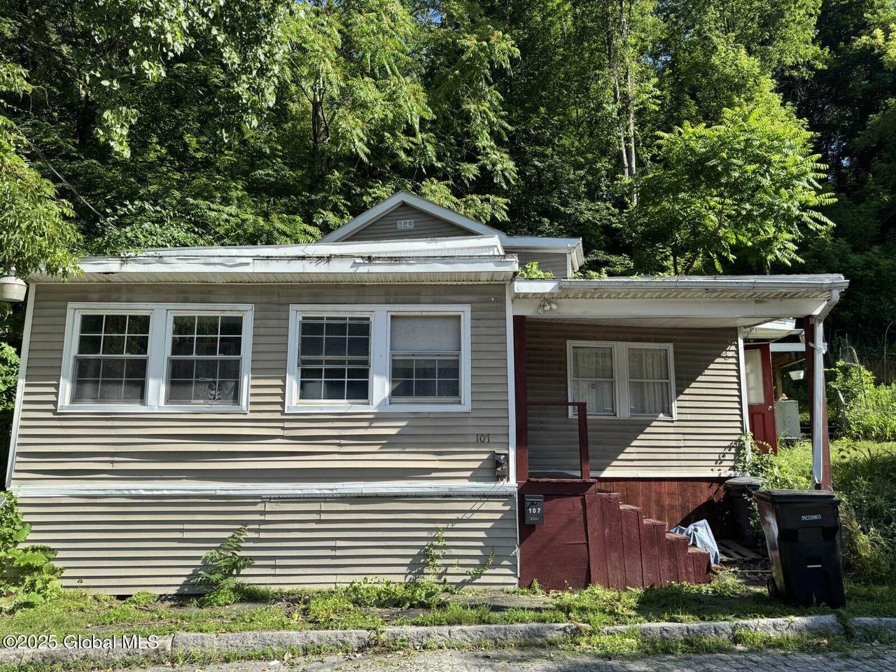 107 Old Mill Street - Photo 1