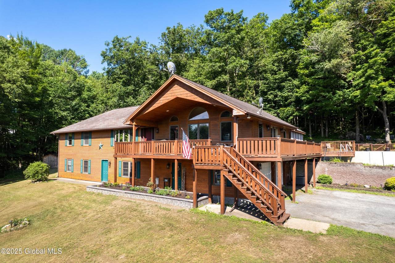 345 Goodman Road - Photo 1