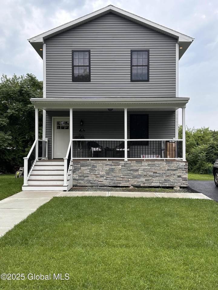13 Canal Street - Photo 1