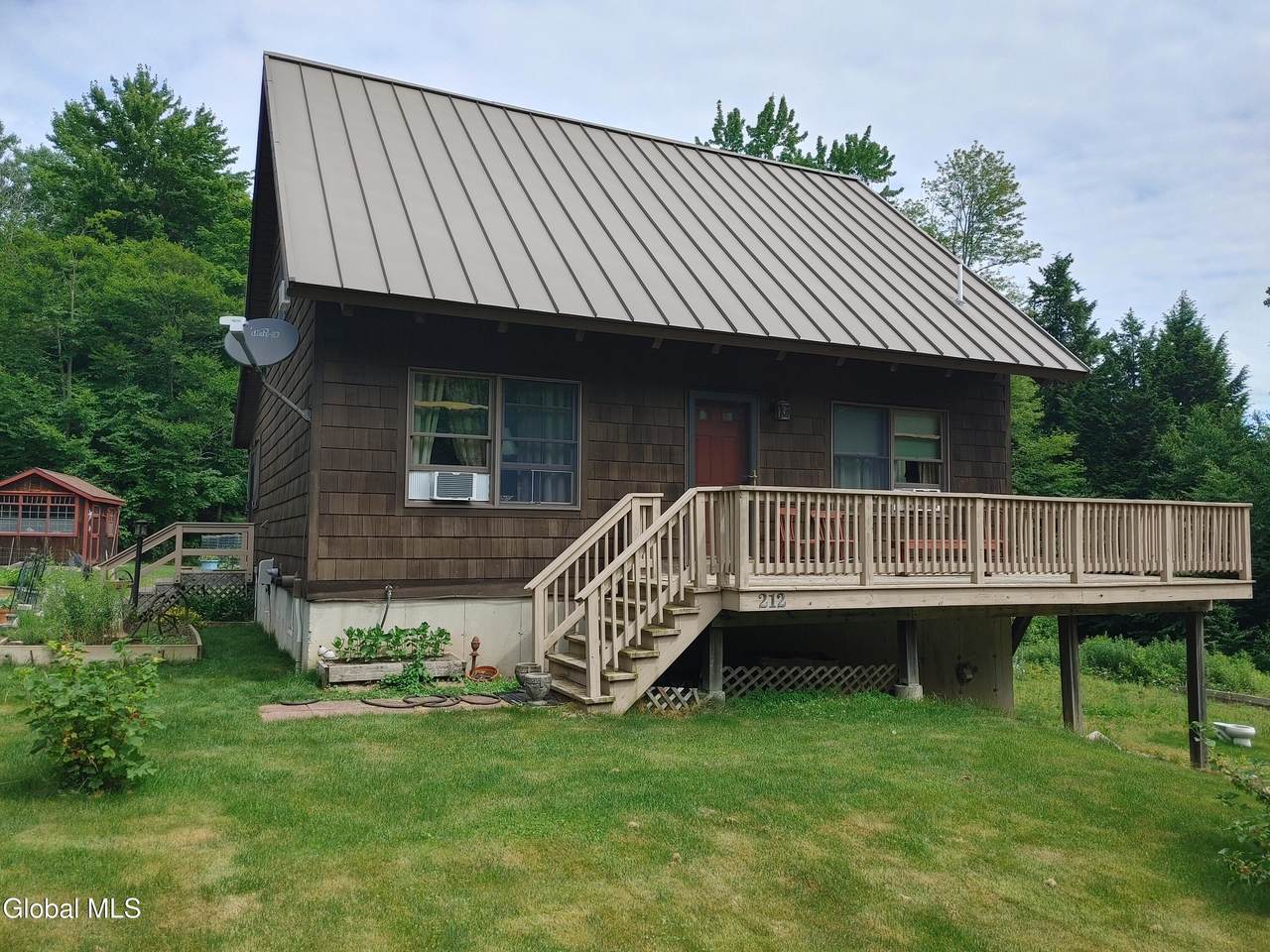 212 Backus Lane - Photo 1