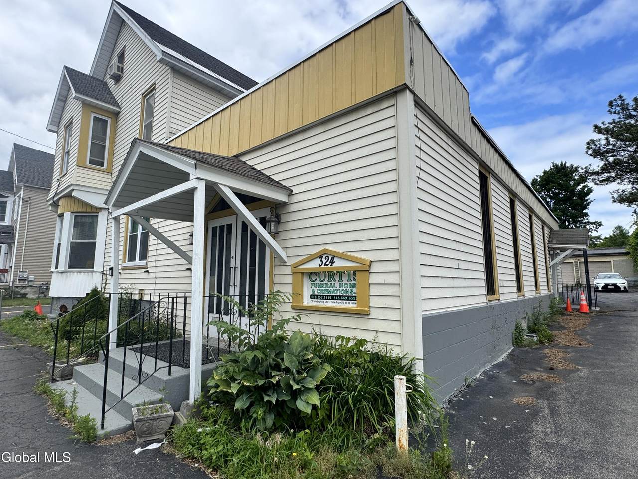 324 Hulett Street - Photo 1