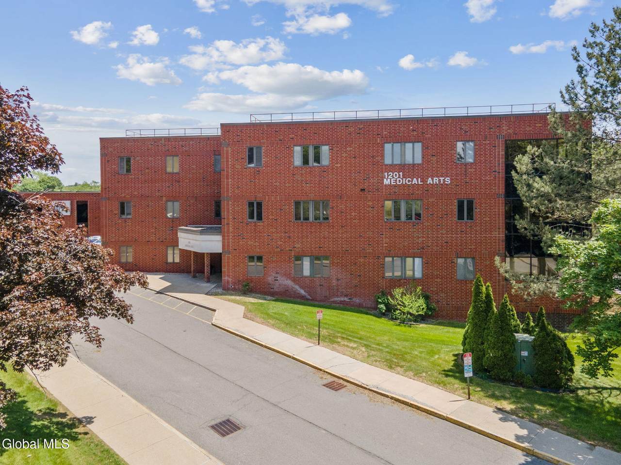 1201 Nott Street - Photo 1