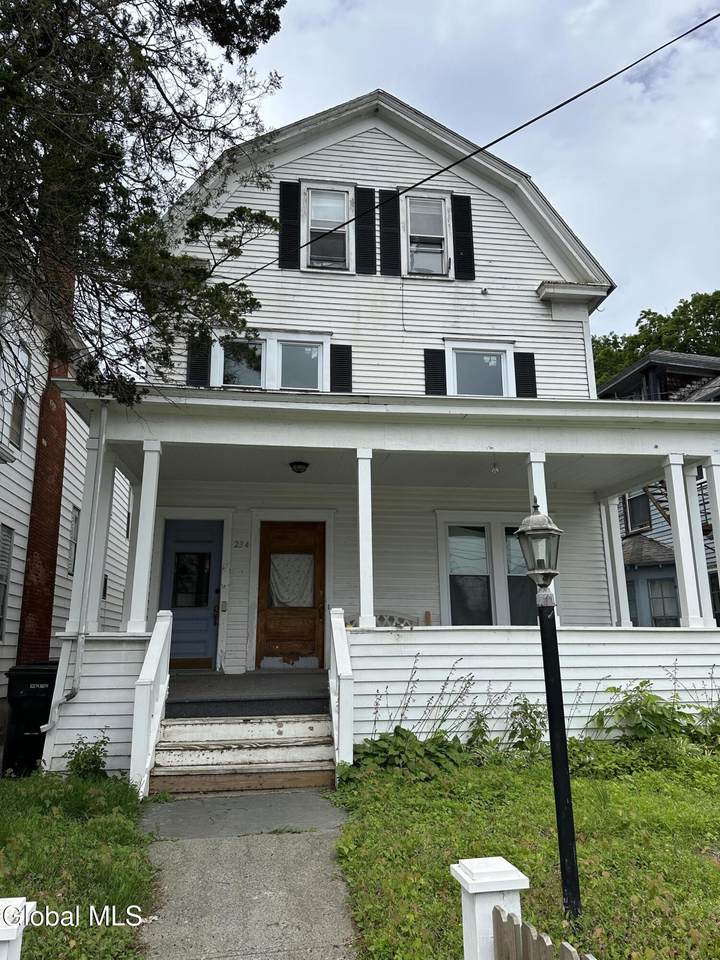 234 Pawling Avenue - Photo 1