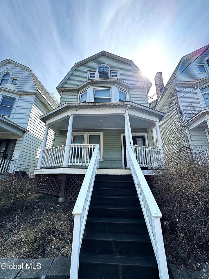 236 Quail Street - Photo 1