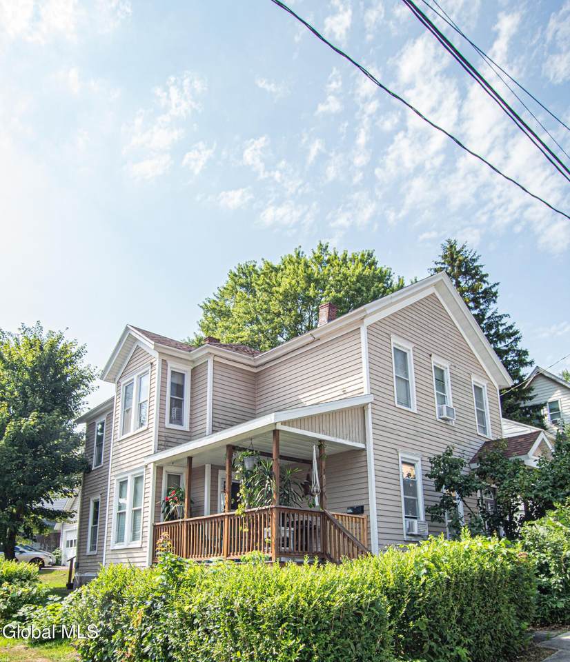31 Dewitt Street - Photo 1