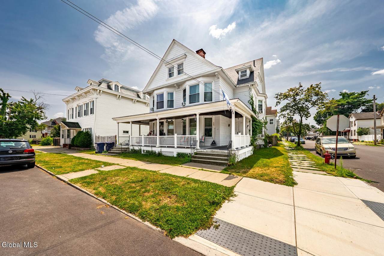 318-320 16th Street - Photo 1