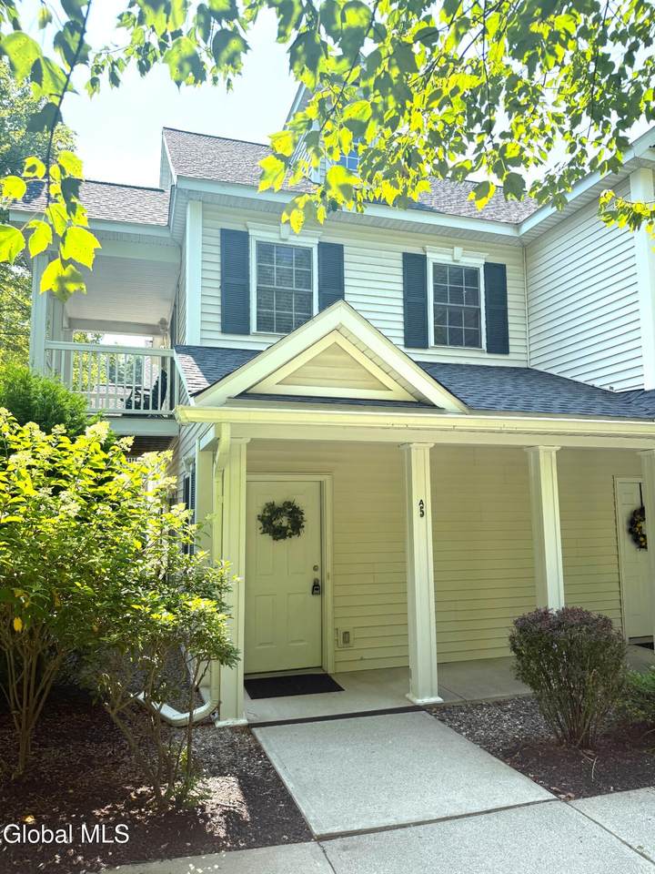 324 Ballston Avenue - Photo 1