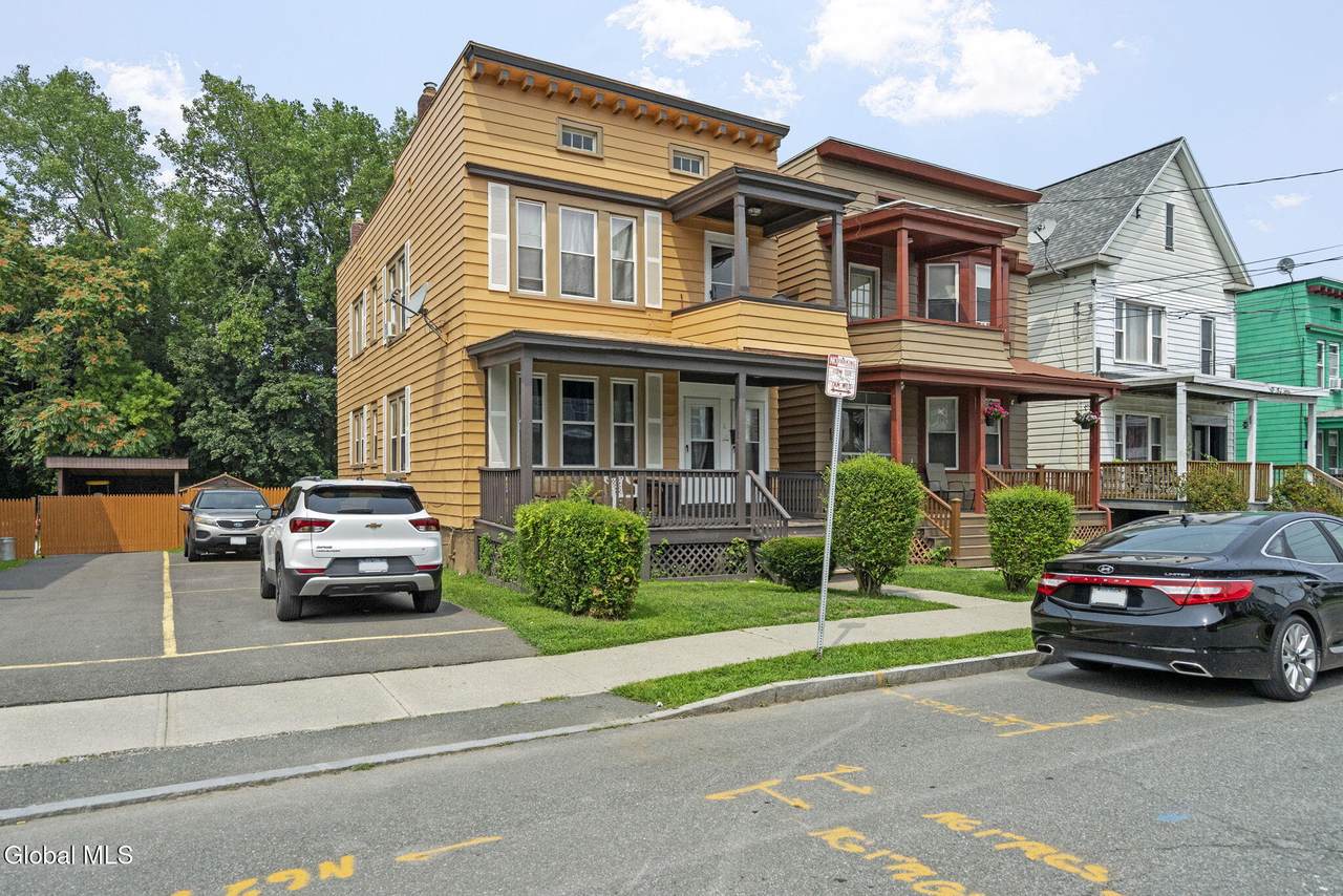 8 Wilkins Avenue - Photo 1