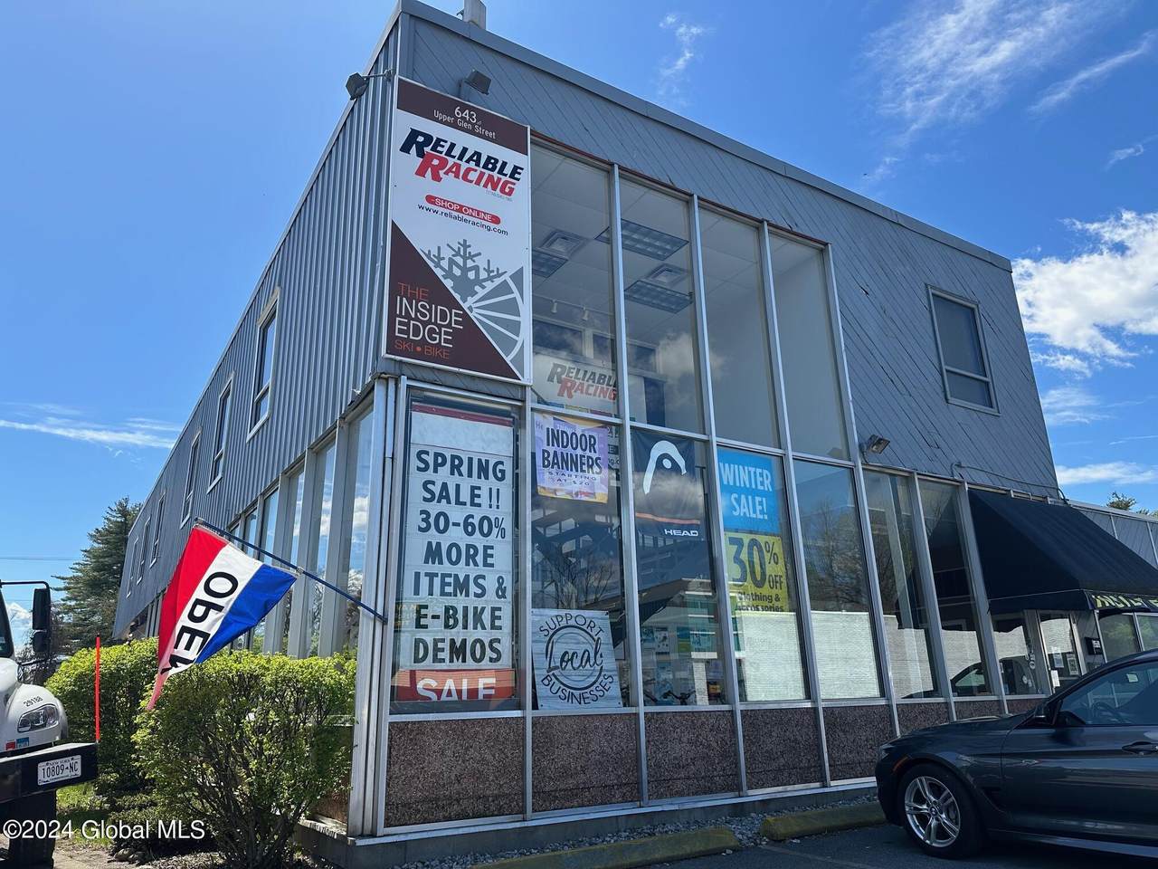 643 Glen Street - Photo 1