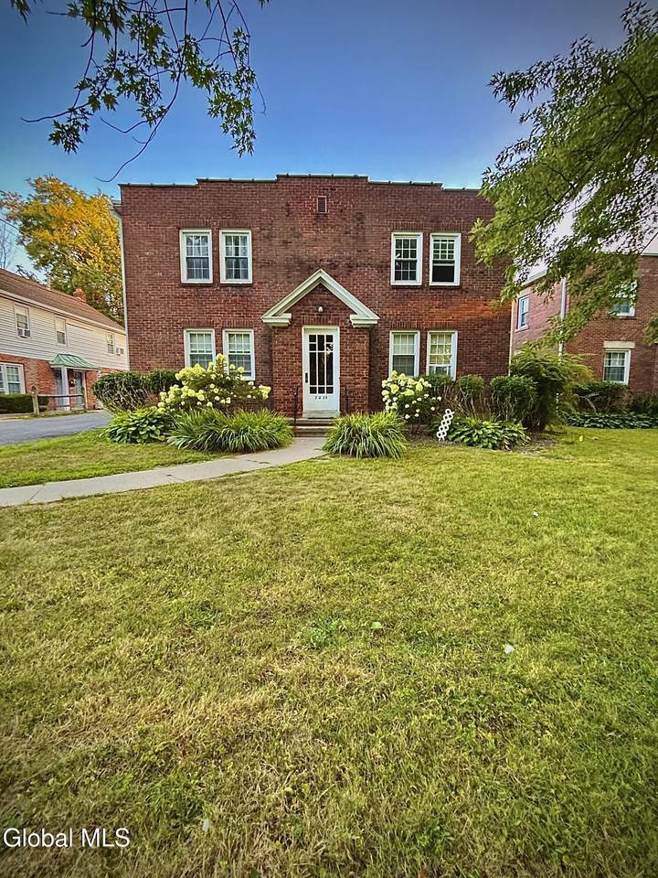 2228 Crescent Road - Photo 1