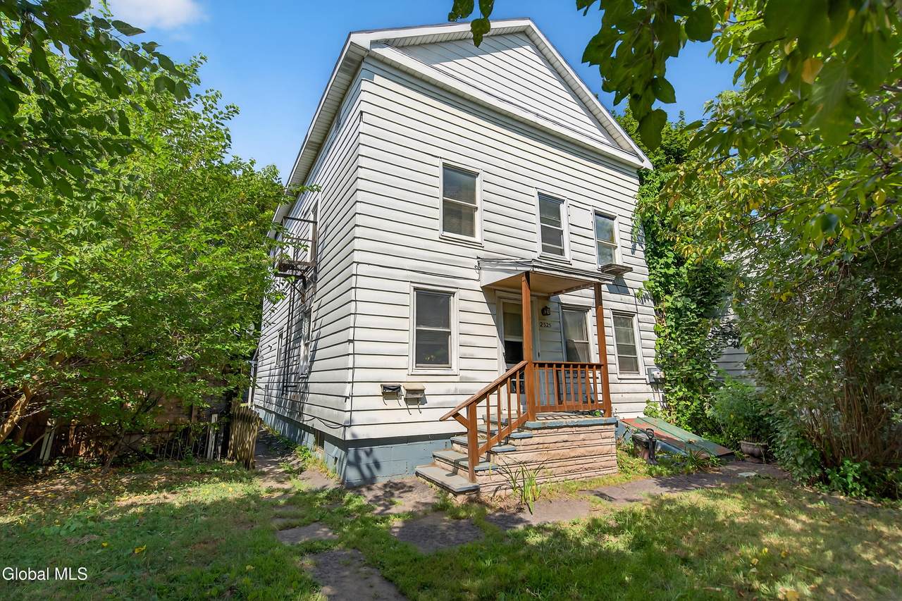 2325 6th Avenue - Photo 1