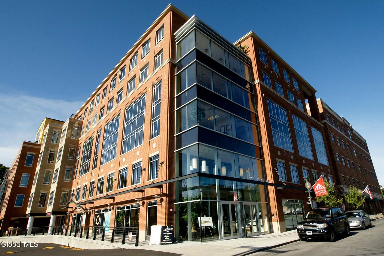 18 Division - Photo 1