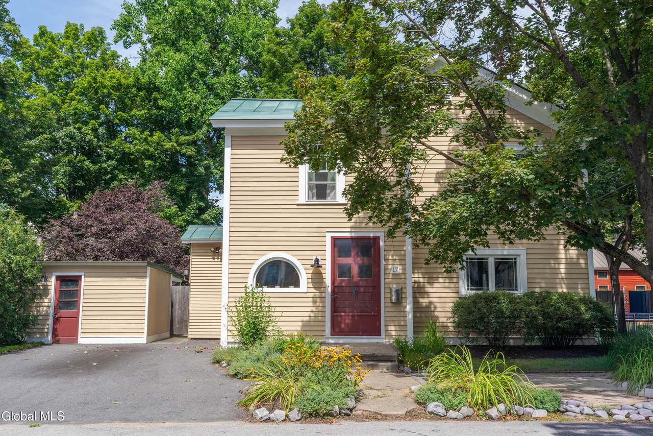 17 York Avenue - Photo 1