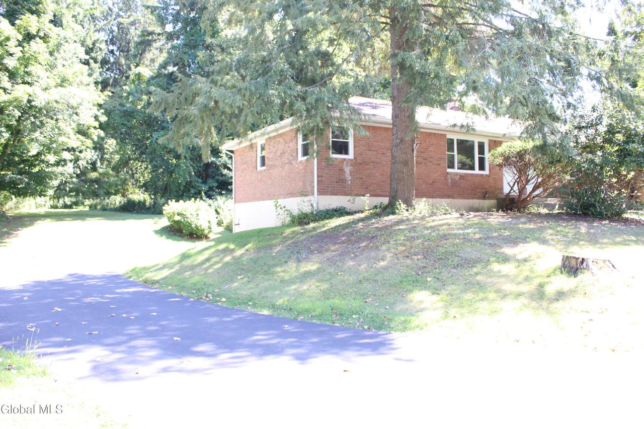 8 Zelenke Drive - Photo 1