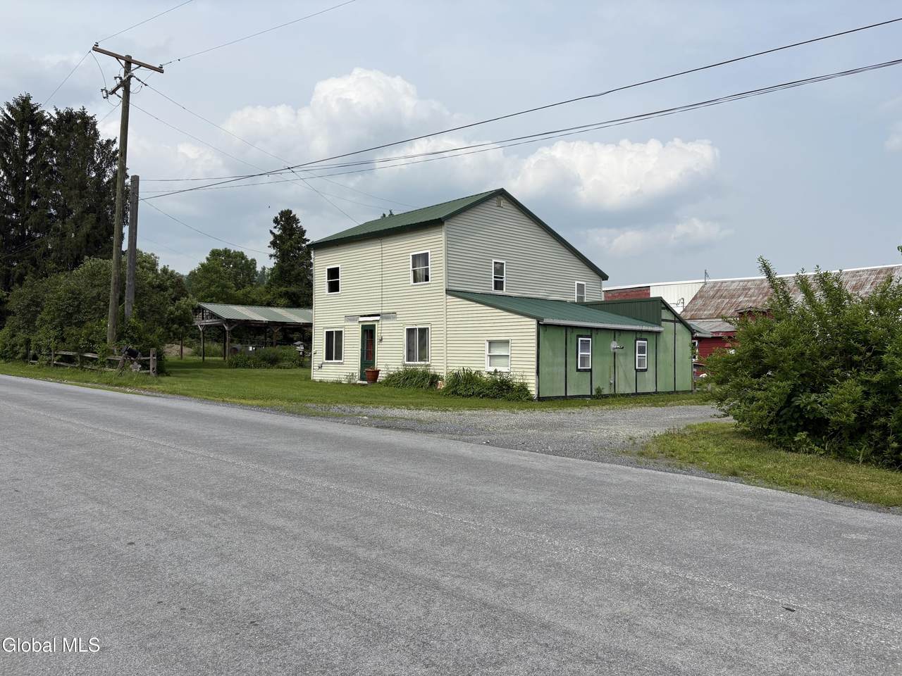 10 Chestnut Hill Road - Photo 1