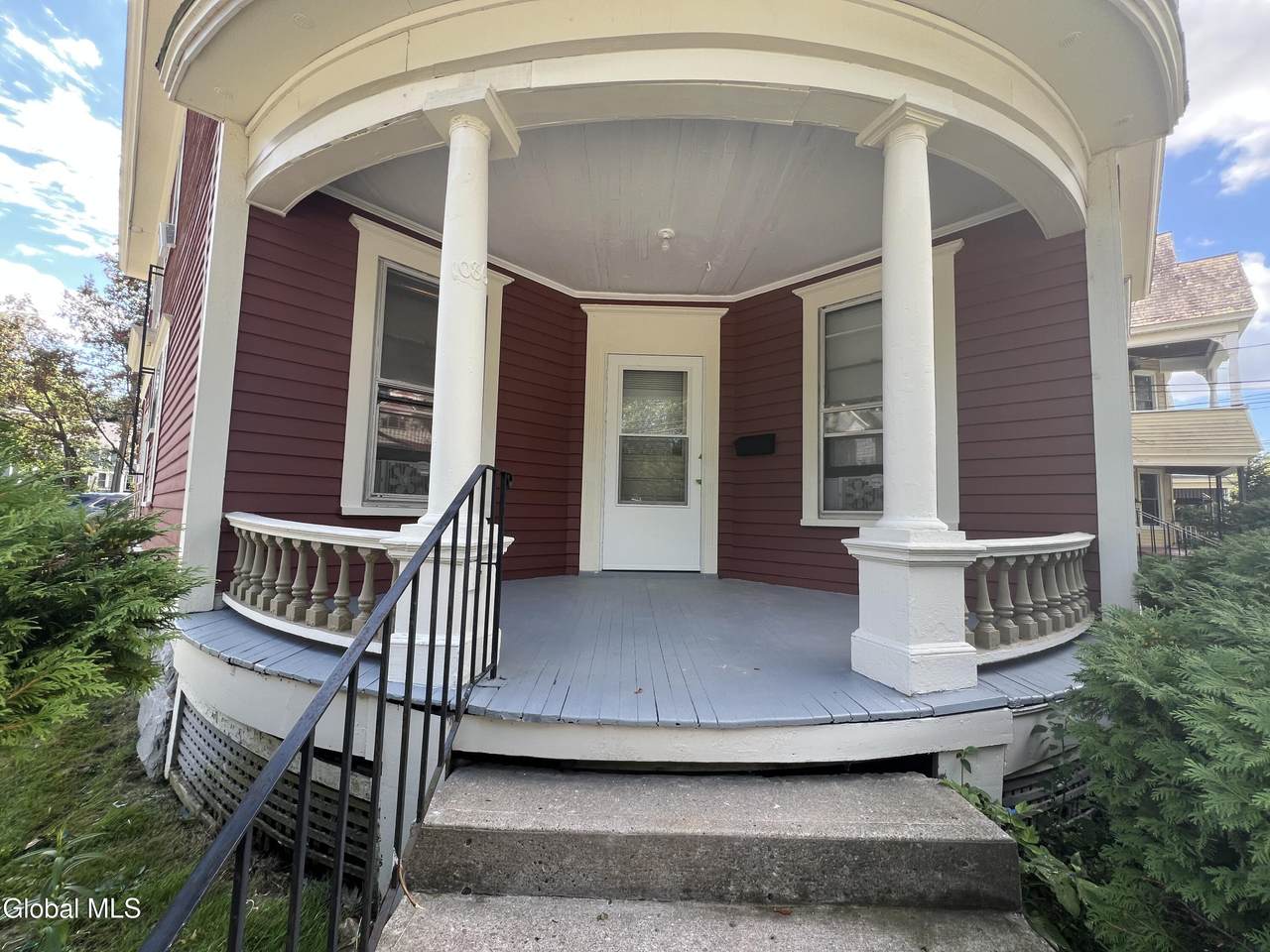 https://bt-photos.global.ssl.fastly.net/capital/1280_boomver_1_202524598-2.jpg
