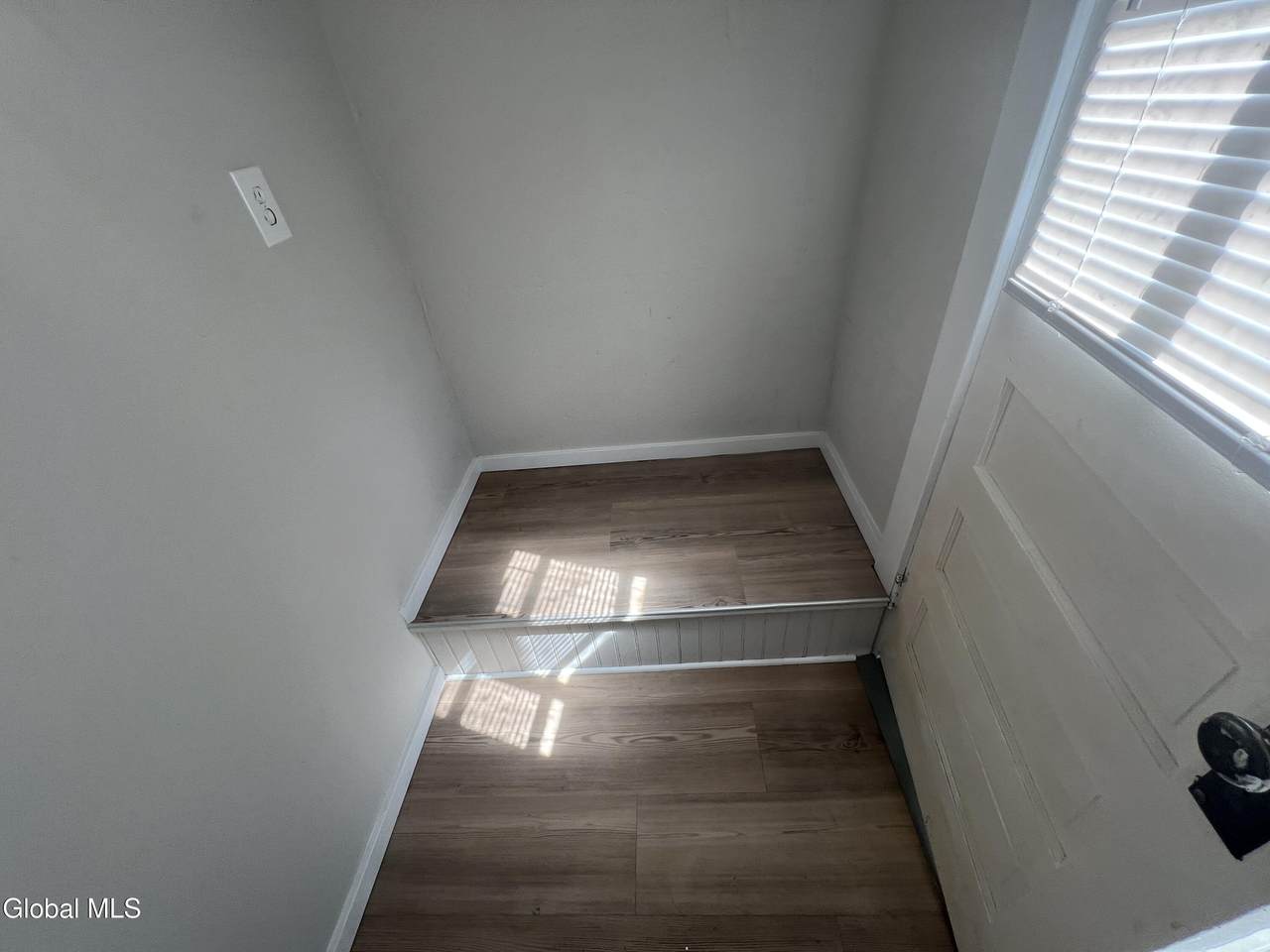 https://bt-photos.global.ssl.fastly.net/capital/1280_boomver_1_202524598-2.jpg