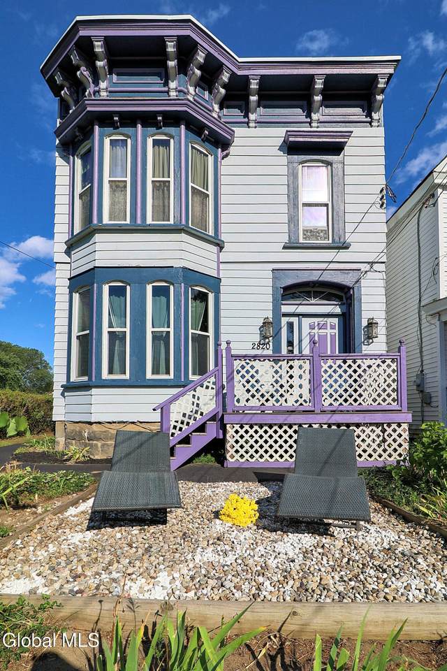 2820 Broadway - Photo 1