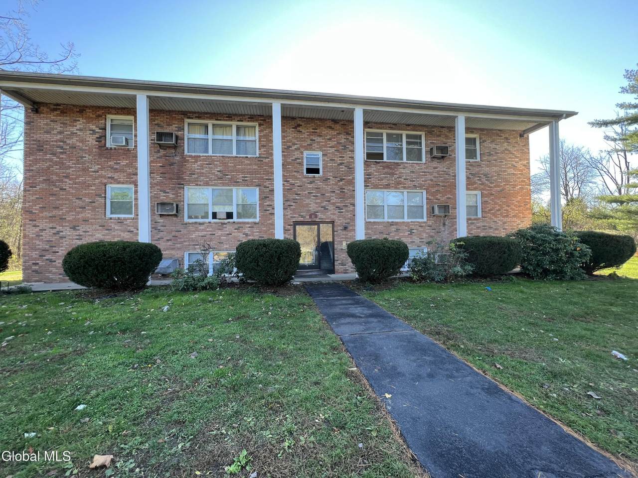 11-21 Ashdown Road - Photo 1