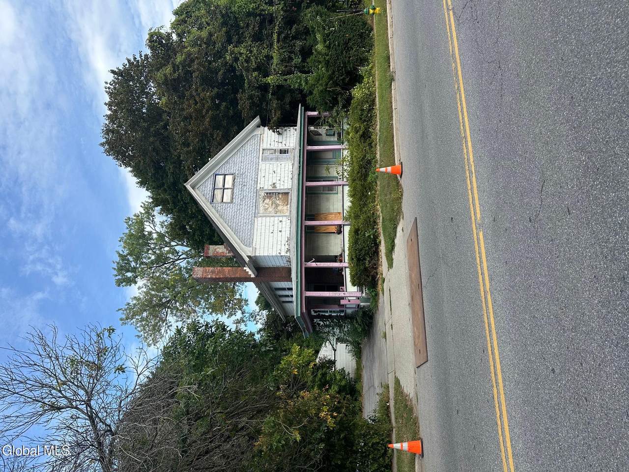 137 Ridge Street - Photo 1